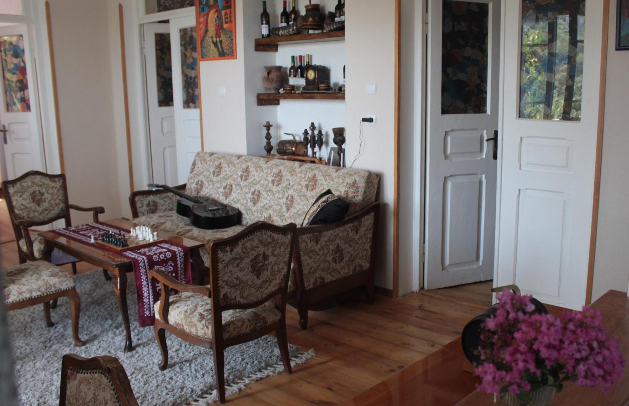 Tuta House Sighnaghi Hotell Exteriör bild